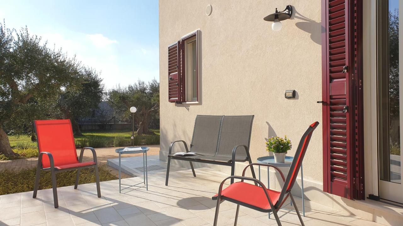 Tra Gli Ulivi Villa Putignano Exteriör bild
