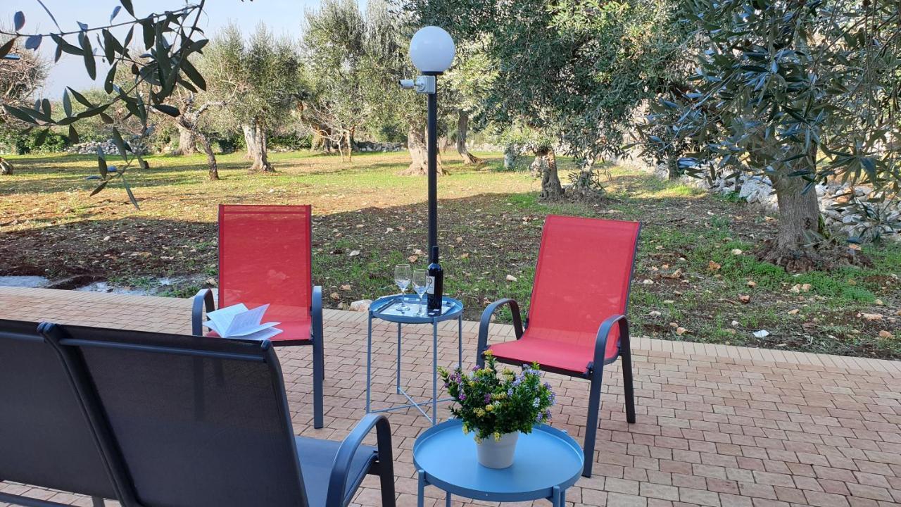 Tra Gli Ulivi Villa Putignano Exteriör bild