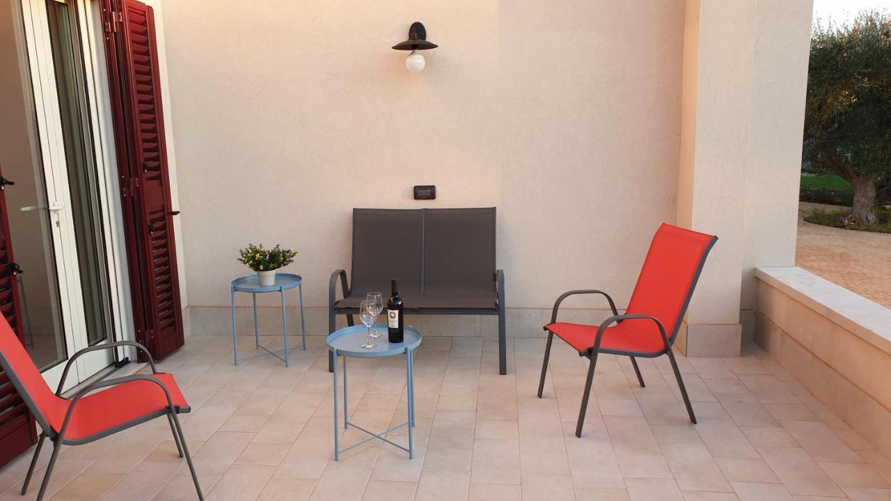 Tra Gli Ulivi Villa Putignano Exteriör bild